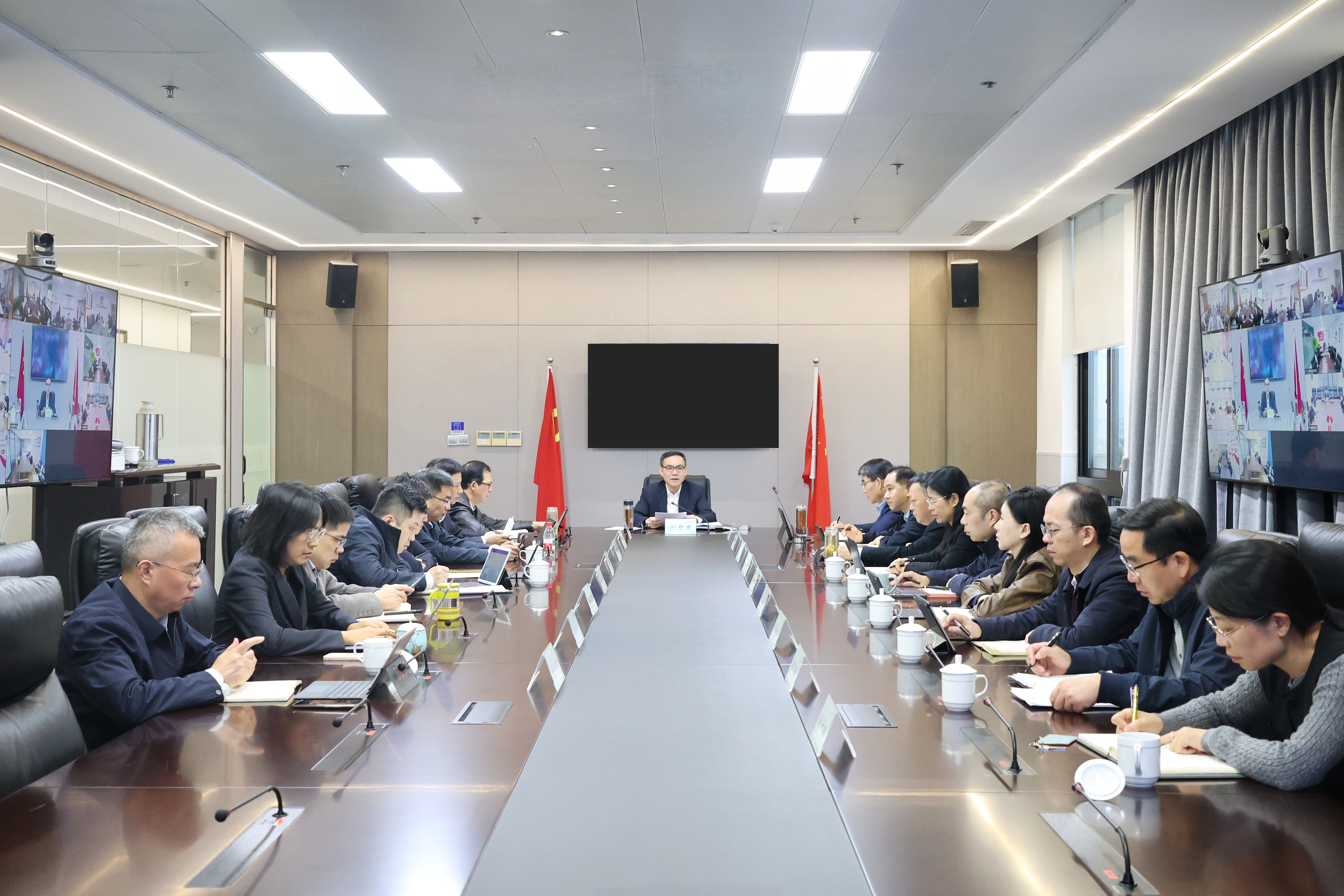 省二輕集團(tuán)召開(kāi)黨委（擴(kuò)大）會(huì)議傳達(dá)學(xué)習(xí)省委十五屆八次全體會(huì)議精神