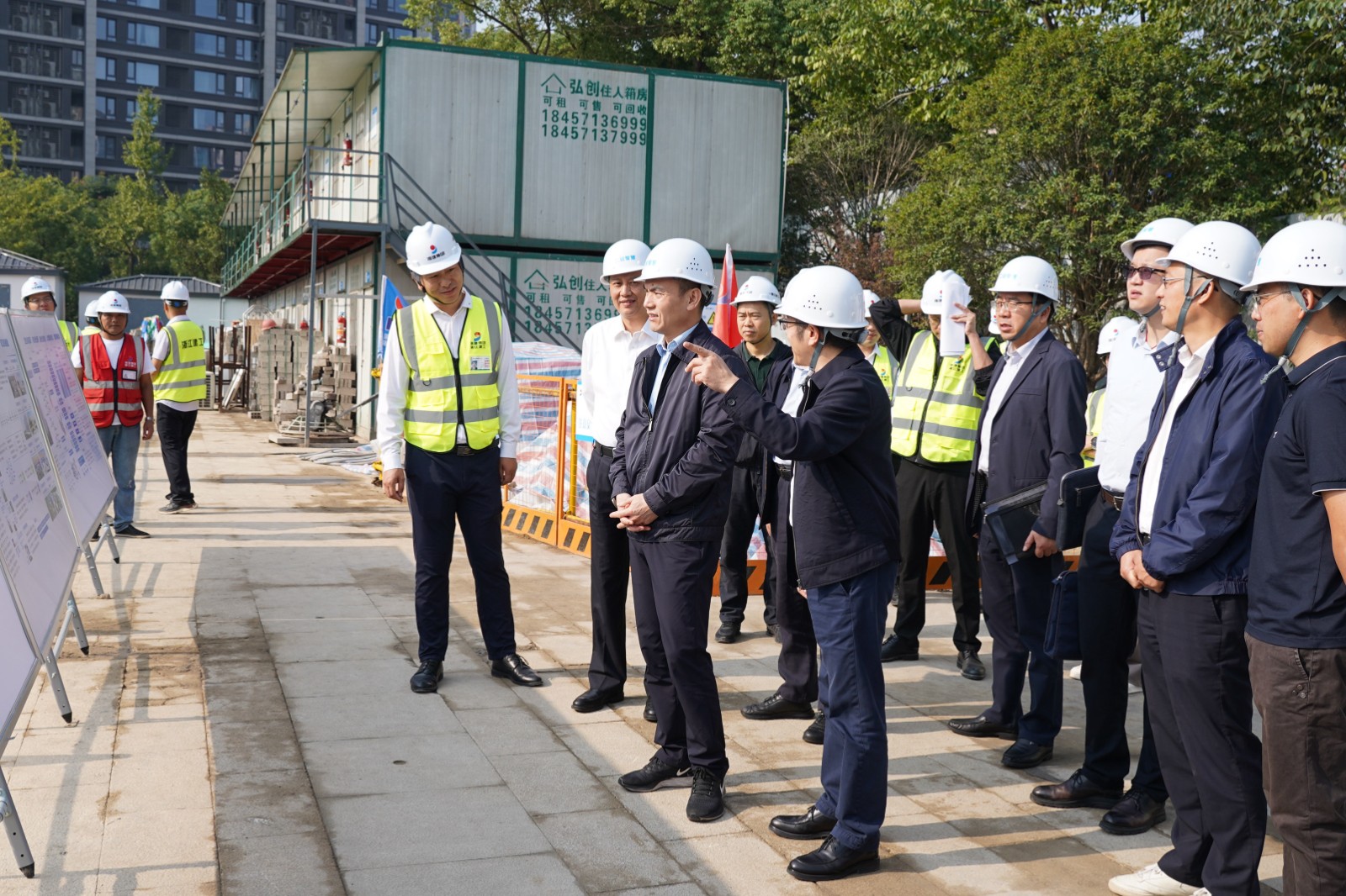 1728878400923994.jpg 1728878400923994.jpg