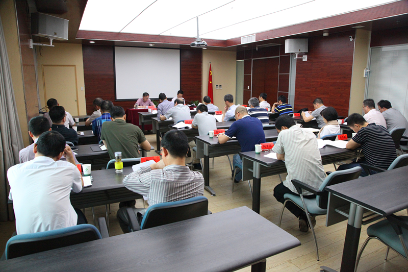 集團(tuán)公司召開(kāi)“兩學(xué)一做”學(xué)習(xí)教育常態(tài)化制度化推進(jìn)會(huì)