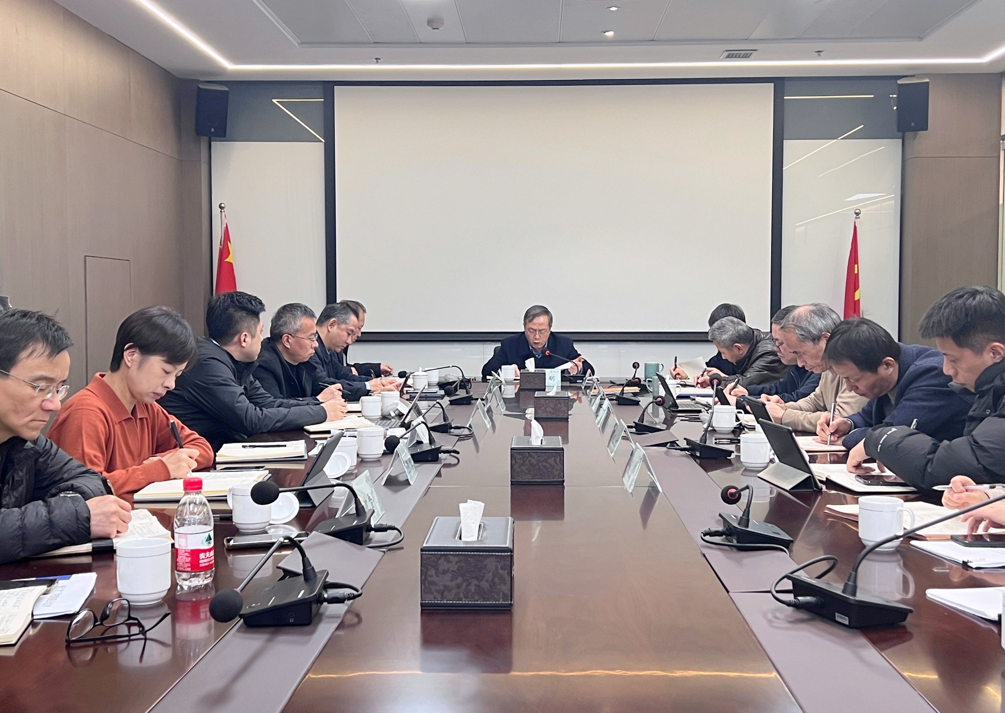 省二輕集團(tuán)召開深化數(shù)字化改革專題黨委會